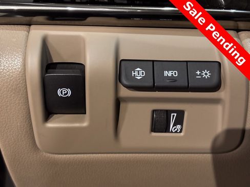 Used 2016 Cadillac CTS Premium image 15