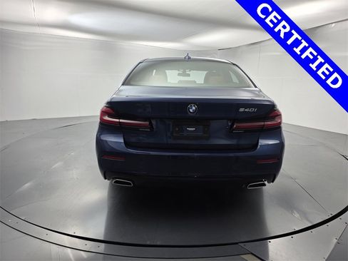 Used 2023 BMW 540i w/ Premium Package image 5