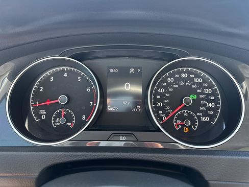 Used 2020 Volkswagen Golf 4-Door FWD image 25
