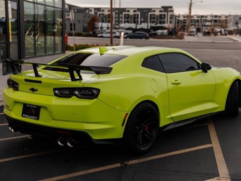 Used 2019 Chevrolet Camaro ZL1 image 13