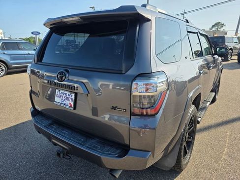 Used 2021 Toyota 4Runner SR5 Premium w/ Moonroof Package RWD image 8
