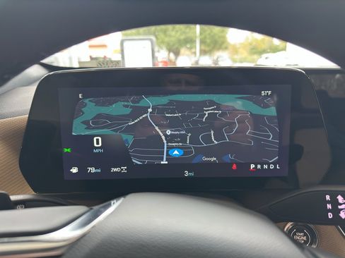 New 2026 Chevrolet Equinox ACTIV w/ LPO, Floor Liner Package image 21