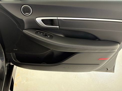 Used 2025 Hyundai Sonata Limited image 88