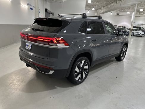 New 2026 Volkswagen Atlas Cross Sport SE AWD/4WD image 9