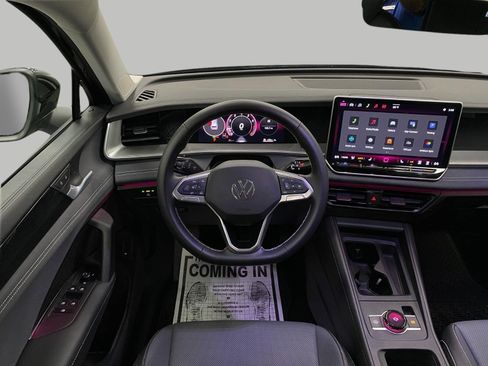 Certified 2026 Volkswagen Tiguan SE AWD/4WD image 13