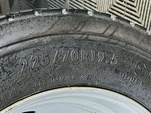 Used 2017 RAM 5500 Laramie image 32