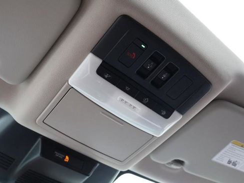 New 2026 Nissan Rogue SV AWD/4WD image 18