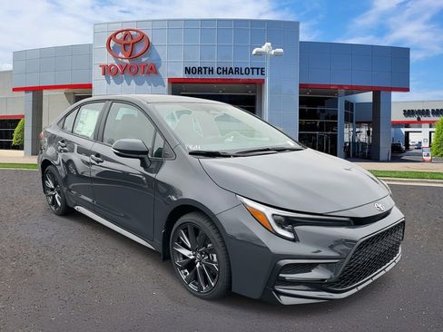 New 2026 Toyota Corolla SE image 1