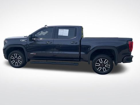 Used 2025 GMC Sierra 1500 AT4 w/ AT4 Premium Package image 2