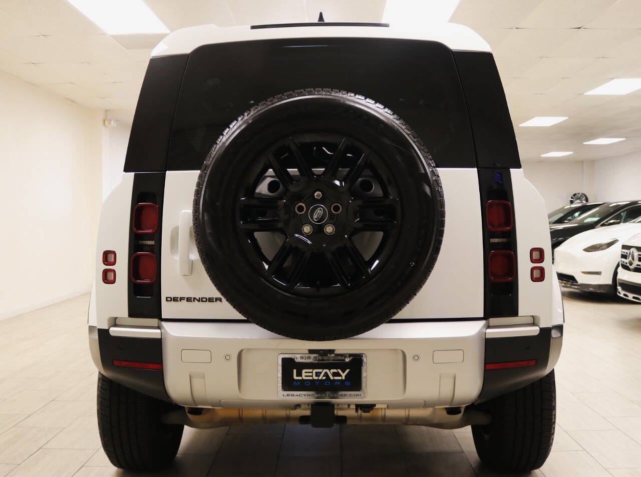 Used 2024 Land Rover Defender 110 S AWD/4WD image 6