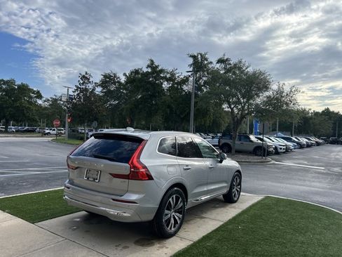 Used 2022 Volvo XC60 B5 Inscription w/ Protection Package Premier FWD image 5