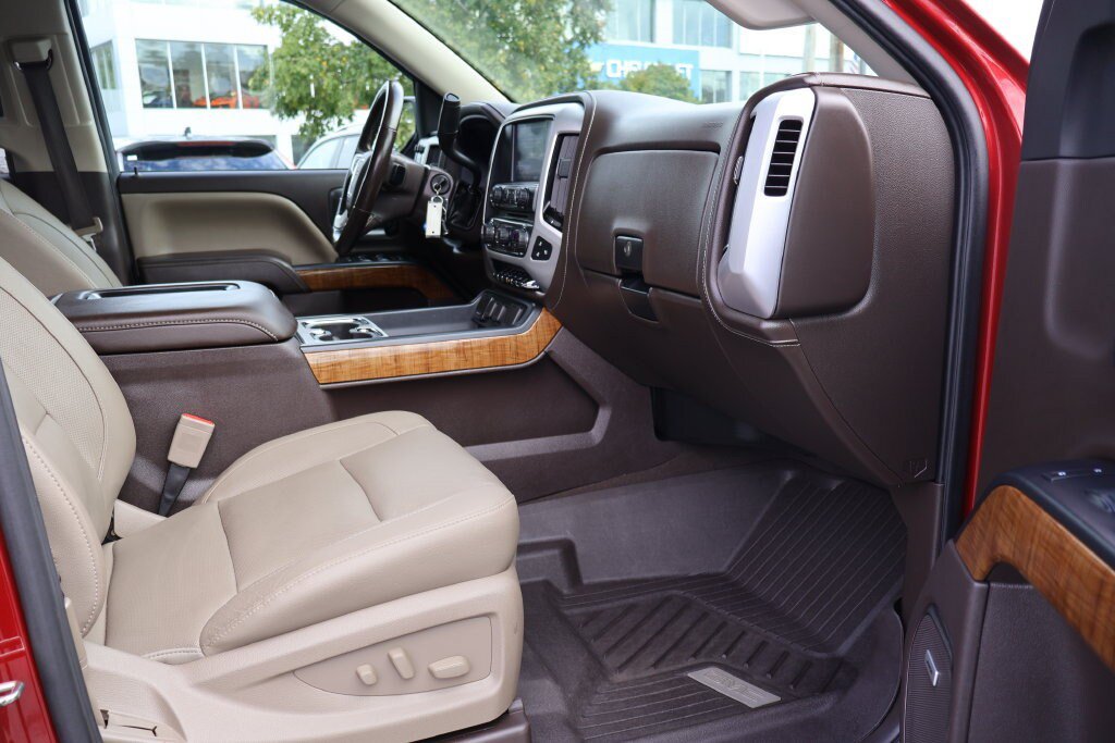 Used 2018 GMC Sierra 1500 SLT AWD/4WD image 21
