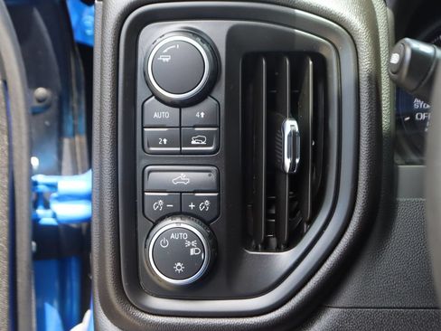 Used 2025 Chevrolet Silverado 1500 Custom w/ Turbomax Blackout Package AWD/4WD image 19