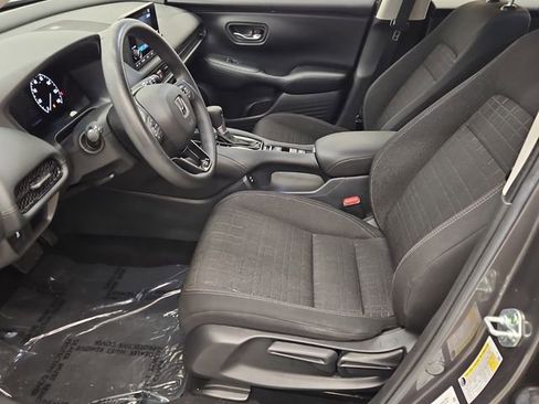 Used 2024 Honda HR-V LX image 11