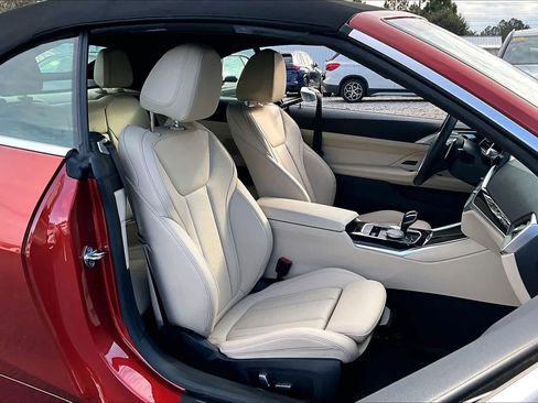 Certified 2023 BMW 430i Convertible w/ Convenience Package image 9