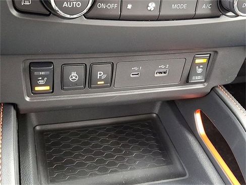 New 2026 Nissan Frontier PRO-4X w/ Pro-4x Convenience Package image 40