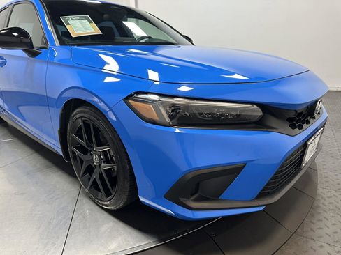 Certified 2024 Honda Civic Sport image 3