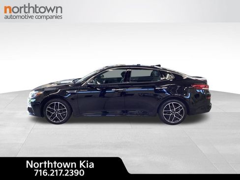 Used 2020 Kia Optima SE FWD image 2