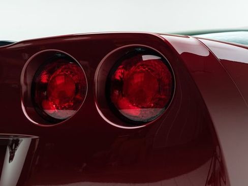 Used 2006 Chevrolet Corvette Coupe w/ Preferred Equipment Group RWD image 15