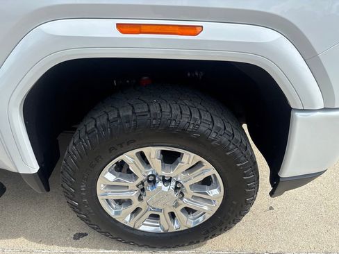 Used 2022 GMC Sierra 2500 Denali w/ Denali Ultimate Package AWD/4WD image 5
