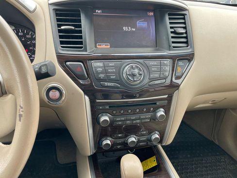 Used 2014 Nissan Pathfinder Platinum w/ Platinum Premium Package image 22
