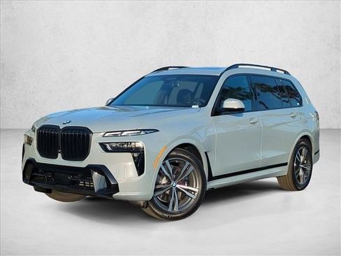 New 2026 BMW X7 xDrive40i w/ M Sport Package AWD/4WD image 1