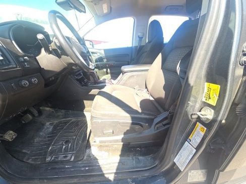 Used 2017 GMC Canyon SLE w/ SLE Convenience Package image 3