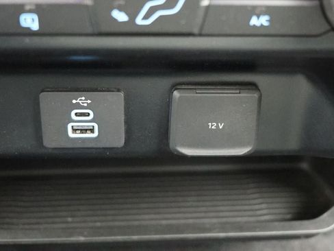 Used 2024 Ford F250 XLT image 29