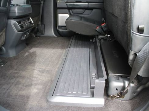Used 2022 Ford F150 Raptor w/ Equipment Group 801A High AWD/4WD image 57