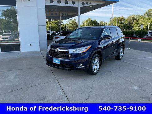 Used 2015 Toyota Highlander Limited AWD/4WD image 2