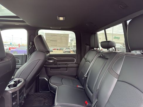 New 2026 RAM 2500 Laramie w/ Night Edition AWD/4WD image 34