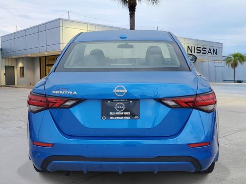 Certified 2025 Nissan Sentra SV FWD image 5