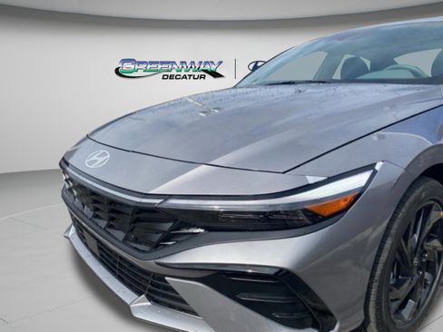 New 2026 Hyundai Elantra SEL Sport FWD image 34