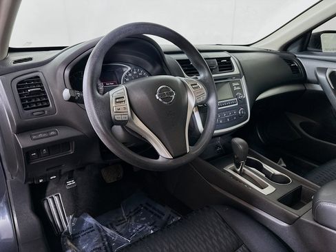 Used 2018 Nissan Altima 2.5 S w/ S Convenience Package image 9