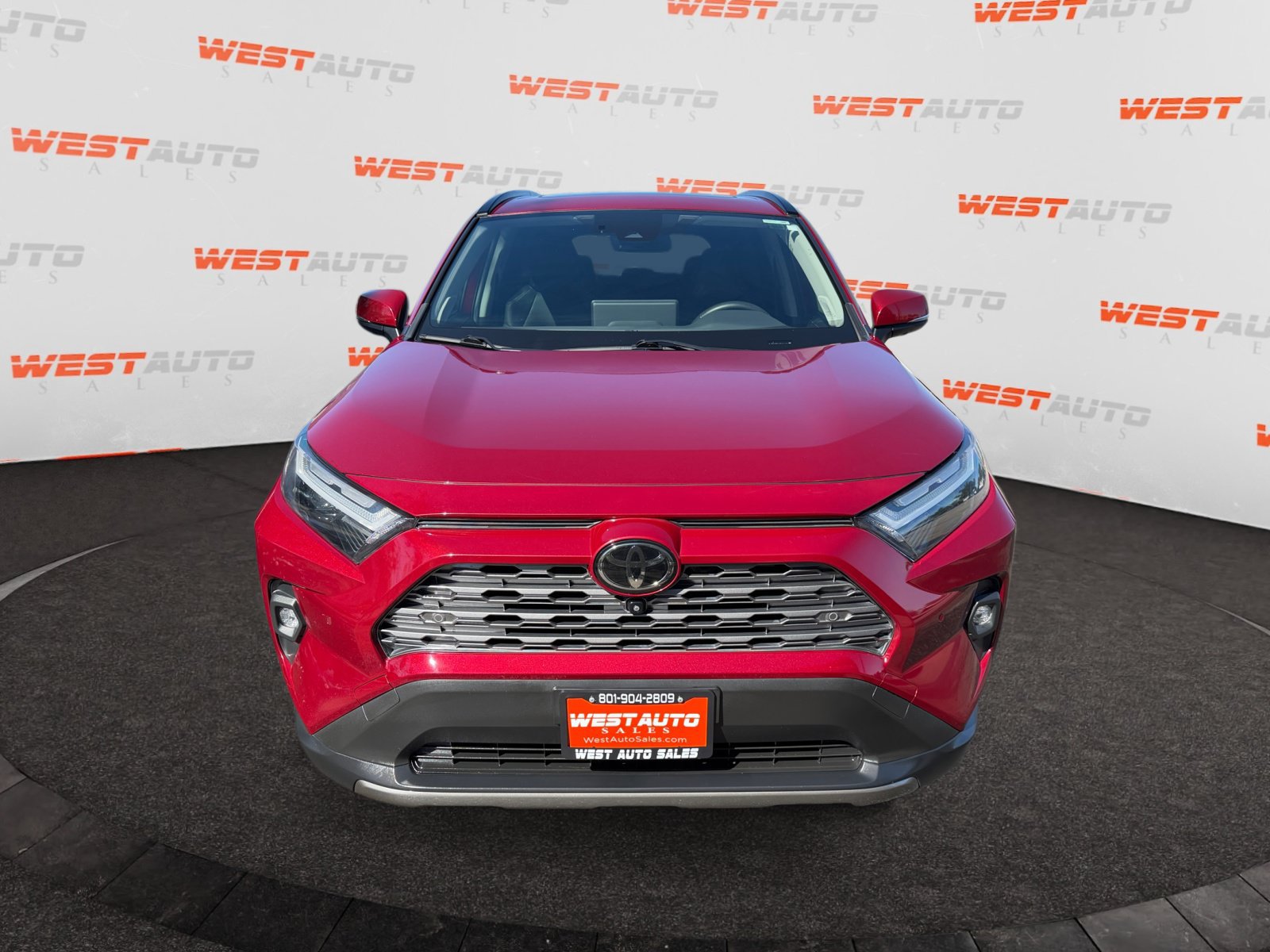 Used 2023 Toyota RAV4 Limited FWD image 8