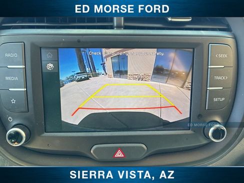 Used 2025 Kia Soul LX FWD image 32