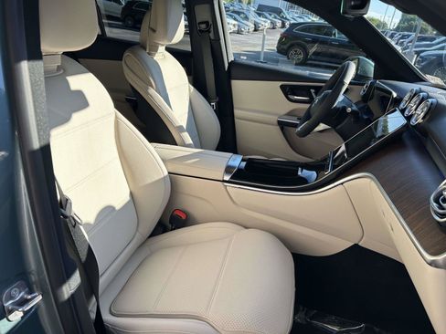 New 2027 Mercedes-Benz GLC 300 image 44