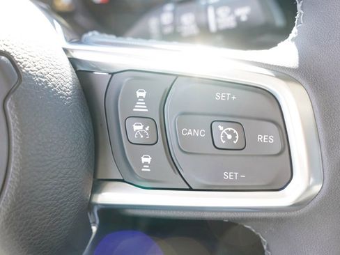 Certified 2025 Jeep Wrangler Unlimited Sahara w/ Safety Group image 29