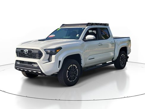 Certified 2024 Toyota Tacoma TRD Sport w/ TRD Sport Upgrade Package image 3