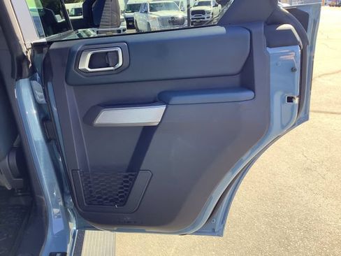 Used 2022 Ford Bronco Outer Banks w/ Sasquatch Package AWD/4WD image 36