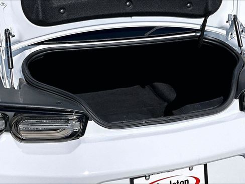 Used 2022 Chevrolet Camaro SS RWD image 5