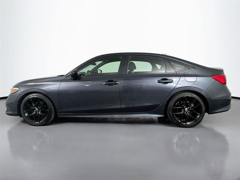 Used 2024 Honda Civic Sport image 3