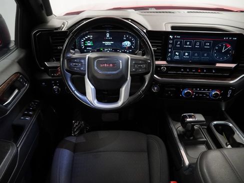 Used 2024 GMC Sierra 1500 Elevation w/ X31 Off-Road Package AWD/4WD image 13