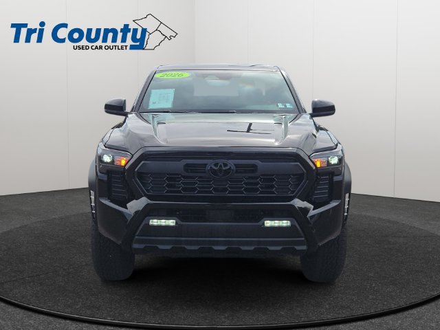 Certified 2026 Toyota Tacoma TRD Off-Road AWD/4WD image 2