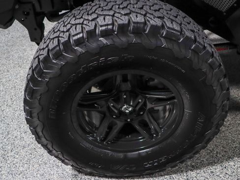 Used 2018 Jeep Wrangler Unlimited Sport S AWD/4WD image 11