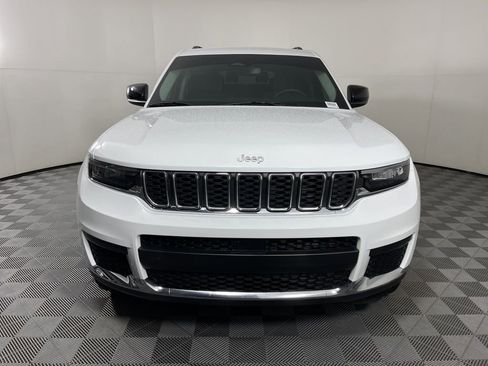 Used 2023 Jeep Grand Cherokee L Laredo w/ Luxury Tech Group I image 19