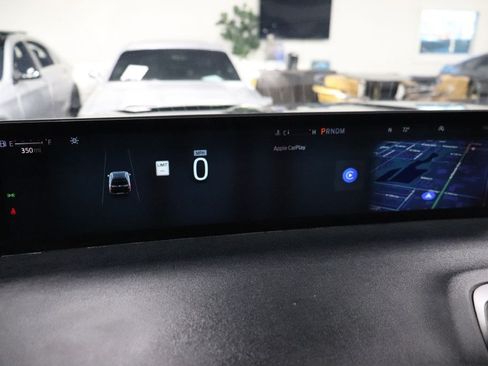 Used 2025 Ford Expedition Active RWD image 15