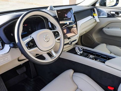 New 2026 Volvo XC60 T8 Ultra w/ Climate Package image 29