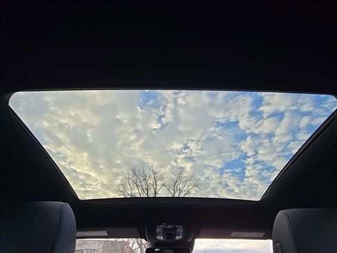 Used 2025 Mercedes-Benz CLA 250 4MATIC image 29