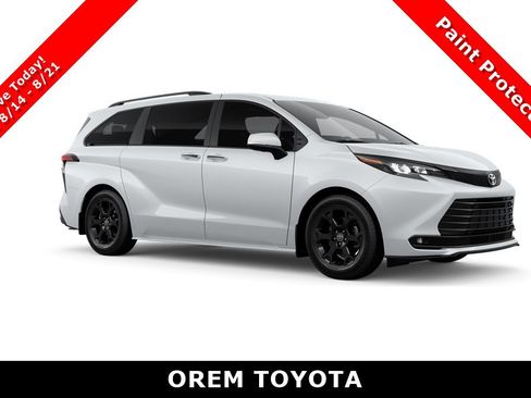 New 2026 Toyota Sienna XLE Woodland Edition AWD/4WD image 14